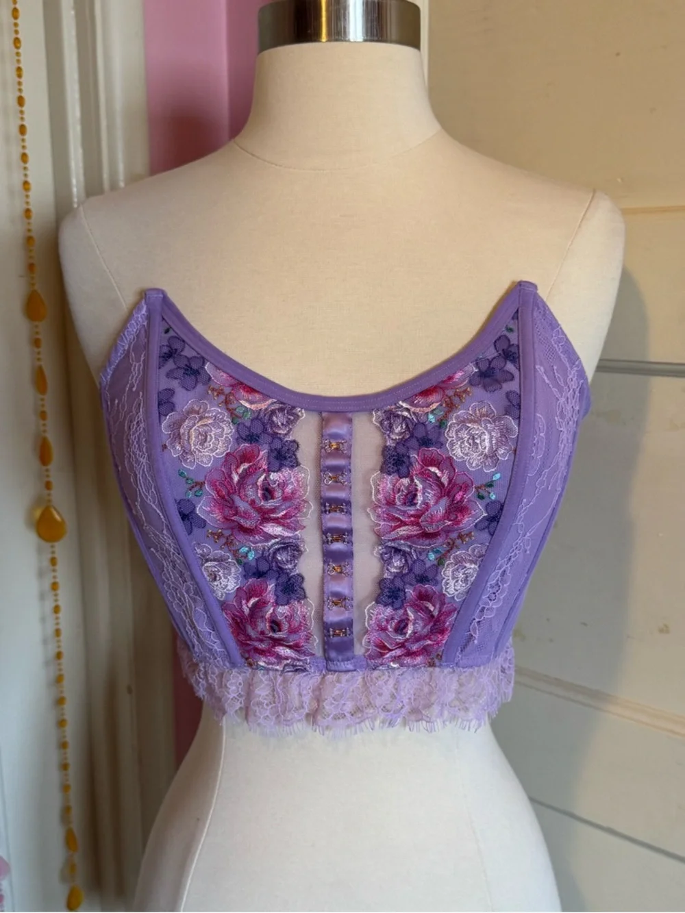 NWT Victoria’s Secret Dream Angels Lavender Embroidered Lace Bralette